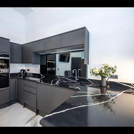 Royal Mile Apartment 2Bedroom Edynburg Zewnętrze zdjęcie
