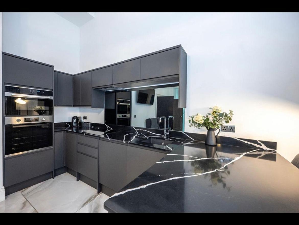 Royal Mile Apartment 2Bedroom Edynburg Zewnętrze zdjęcie
