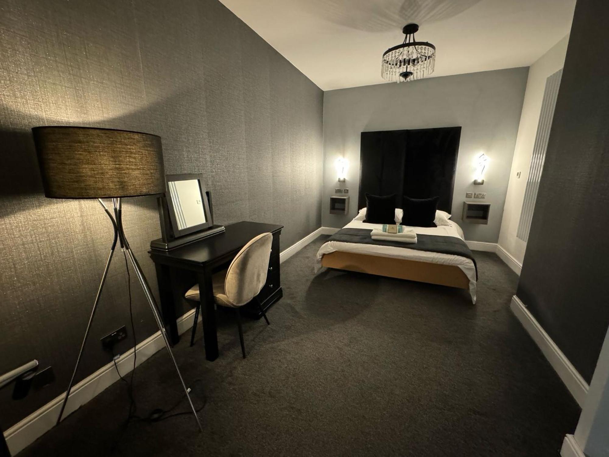 Royal Mile Apartment 2Bedroom Edynburg Zewnętrze zdjęcie